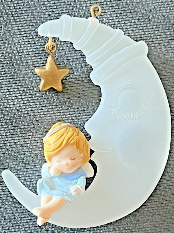 Hallmark VTG "A Heavenly Nap" Ornament Angel Baby Asleep on a Half Moon 3"