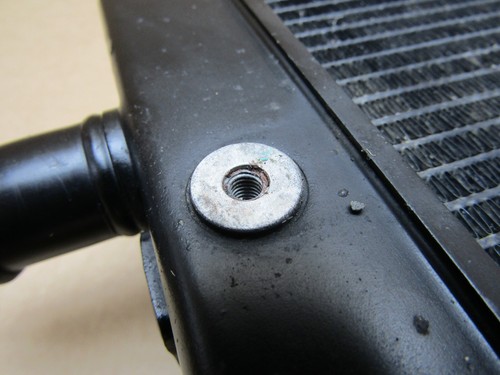 Triumph Bonneville Street Twin 2018 6,433 miles radiator (12085) - Picture 2 of 9