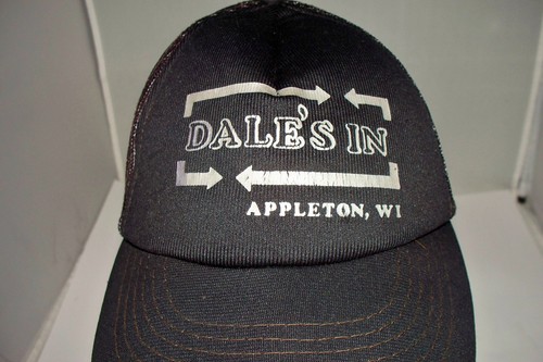 Vintage DALE'S IN Black Mesh Trucker Snapback Hat Appleton WI Size L Large - Afbeelding 1 van 9