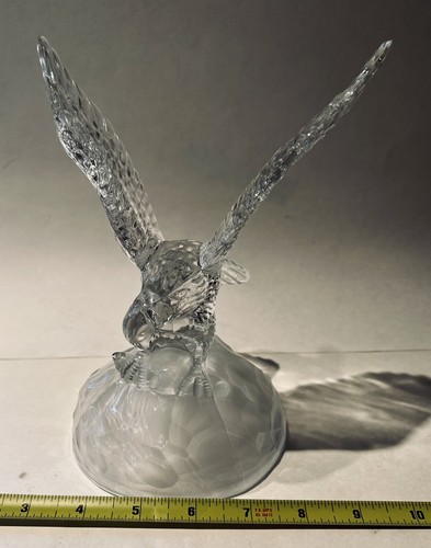 Cristal d'Arques Crystal Clear Art Glass Eagle Statue Frosted Base - Picture 9 of 10