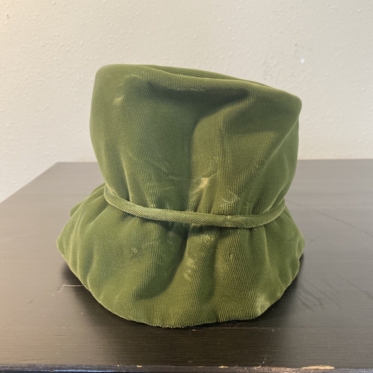 Vintage Union Made Womens Bucket Hat Green Velvet Gold 