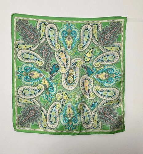 GORGEOUS unbranded Silk Handkerchief/pocket Square W A Paisley Print21"/20" E.C