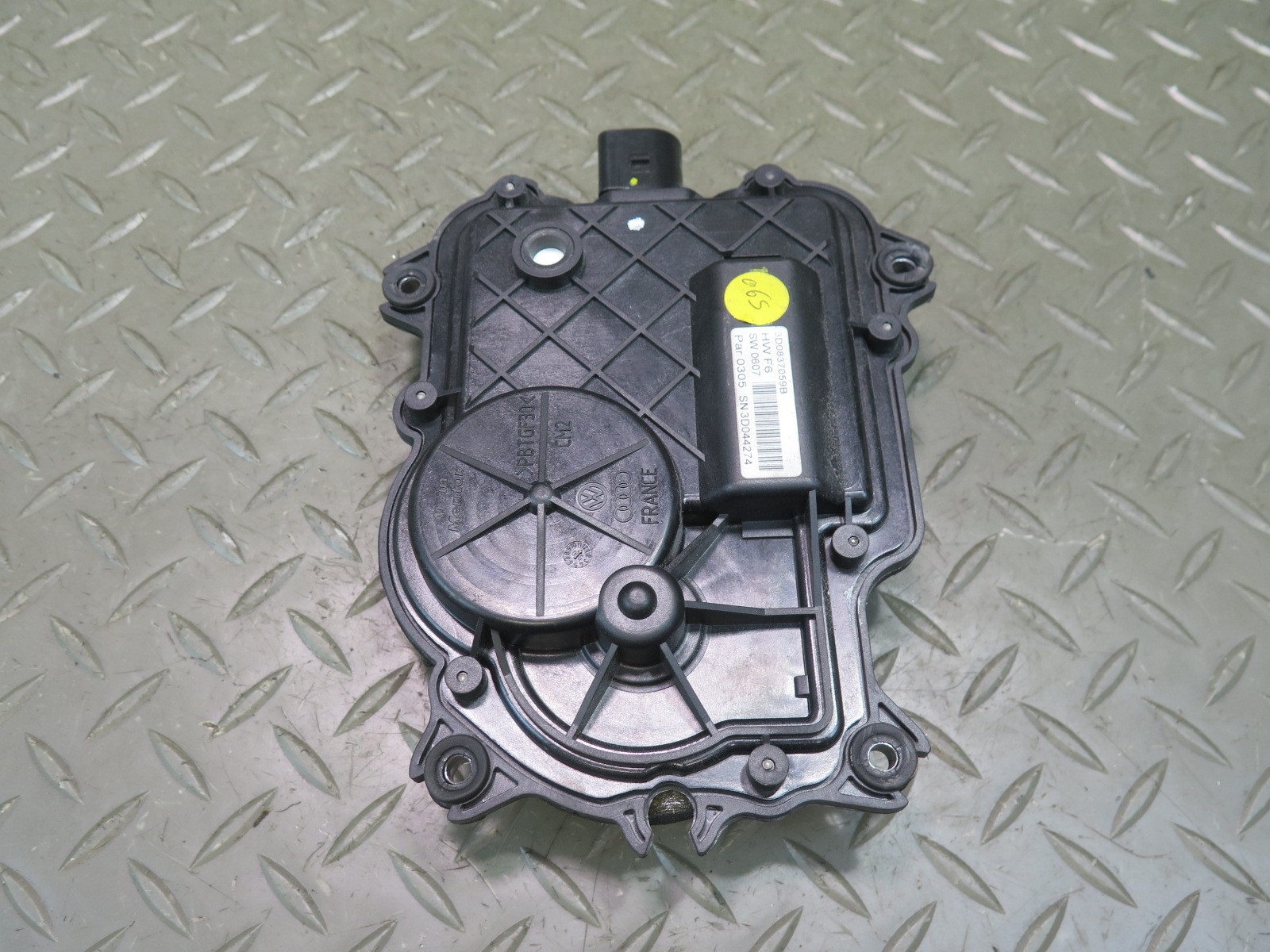 2006-2012 BENTLEY FLYING SPUR REAR LEFT DOOR LOCK SOFT CLOSE ACTUATOR MOTOR