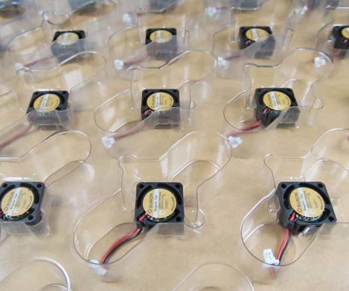 1pc SUNON GM017PDV3-8 5V 0.4W 17mmx17mmx8mm 1708 MagLev Fan MINI DC fan 2pin - Picture 2 of 3