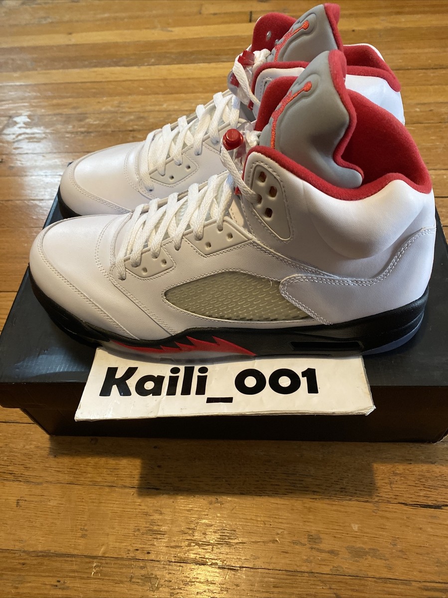 jordan retro 1 april 17