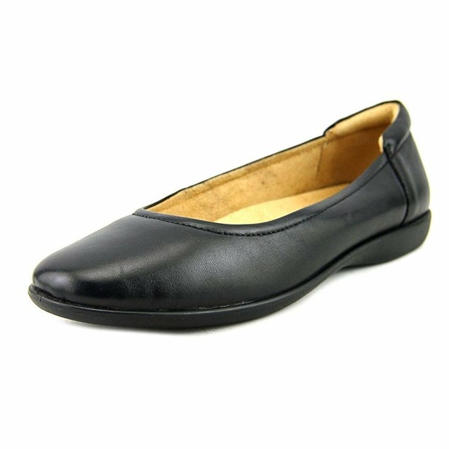 naturalizer flexy leather flat