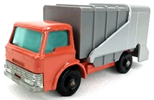MCM Toys Matchbox Lesney No. 7 Refuse Truck Orange & Gray Die-Cast 1960s