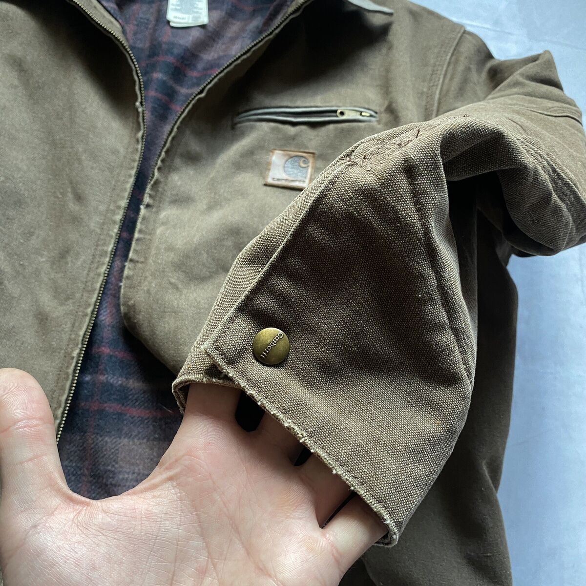 Vintage Rare Carhartt Detroit J43 HTG 90s sunfaded Y2K Vintage Rare Carhartt Detroit J43 HTG 90s sunfaded Y2K
