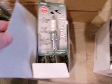 LOT OF 6 NGK BPR6EY Pro-V   2489 Small Engine Spark Plug