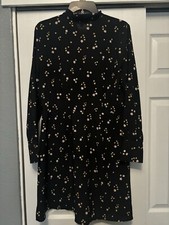 LOFT Black Floral Long Sleeve Dress Front Button Closure Two Button Cuffs Size 8