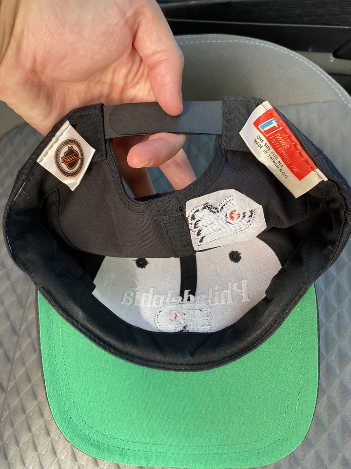 Vintage Philadelphia Flyers Hat Snapback Big Logo Hockey NHL Twins Enterprise - Image 3 of 3