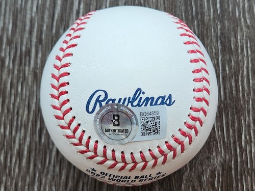 Jose Altuve autographed Rawlings 2022 WORLD SERIES Baseball - Beckett QR Code - Picture 3 of 3