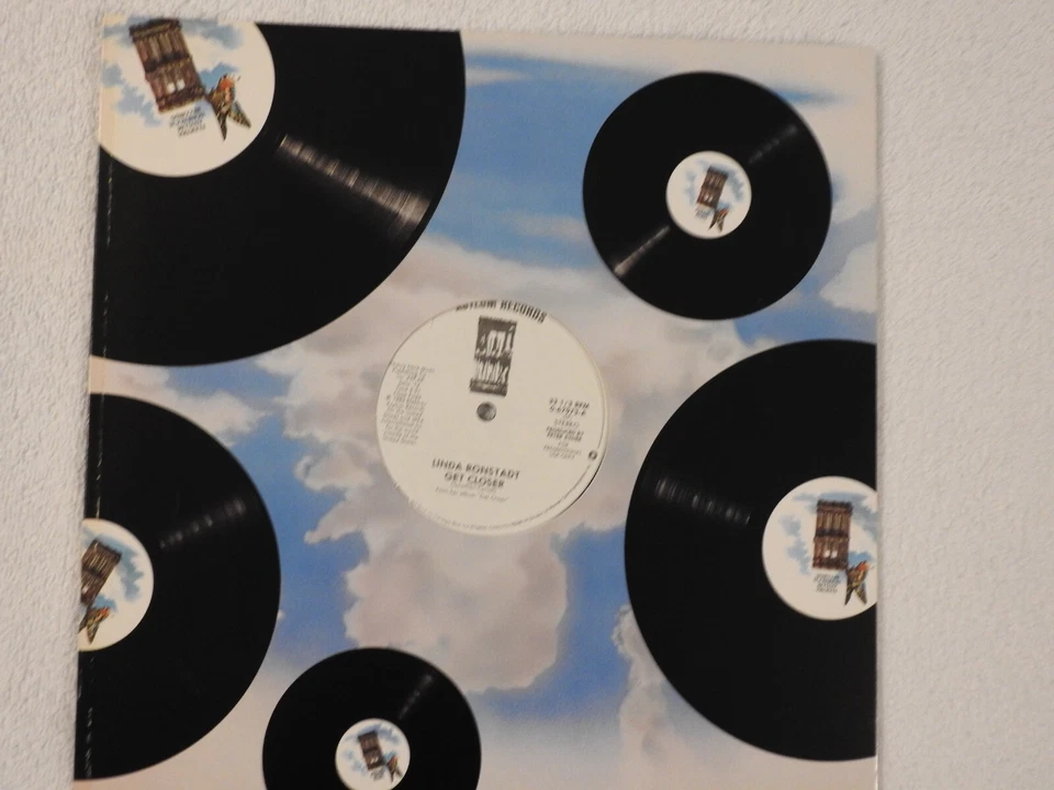Linda Ronstadt "Get Closer" PRISTINE NEVER PLAYED PROMO ONLY 12" VINYL! PHOTOS! - Image 2 of 3