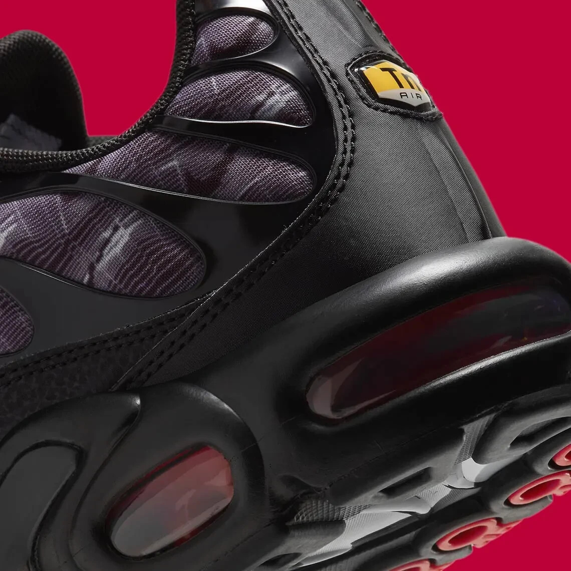 air max plus topography