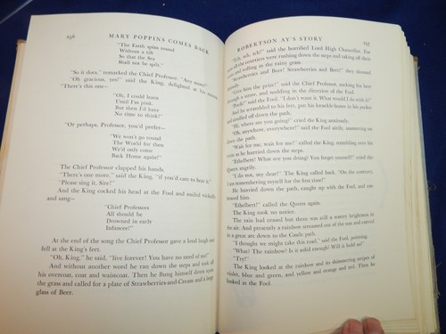 Mary Poppins and Mary Poppins Comes Back by P L Travers HC 1963 Illus. M Shepard - Picture 11 of 15