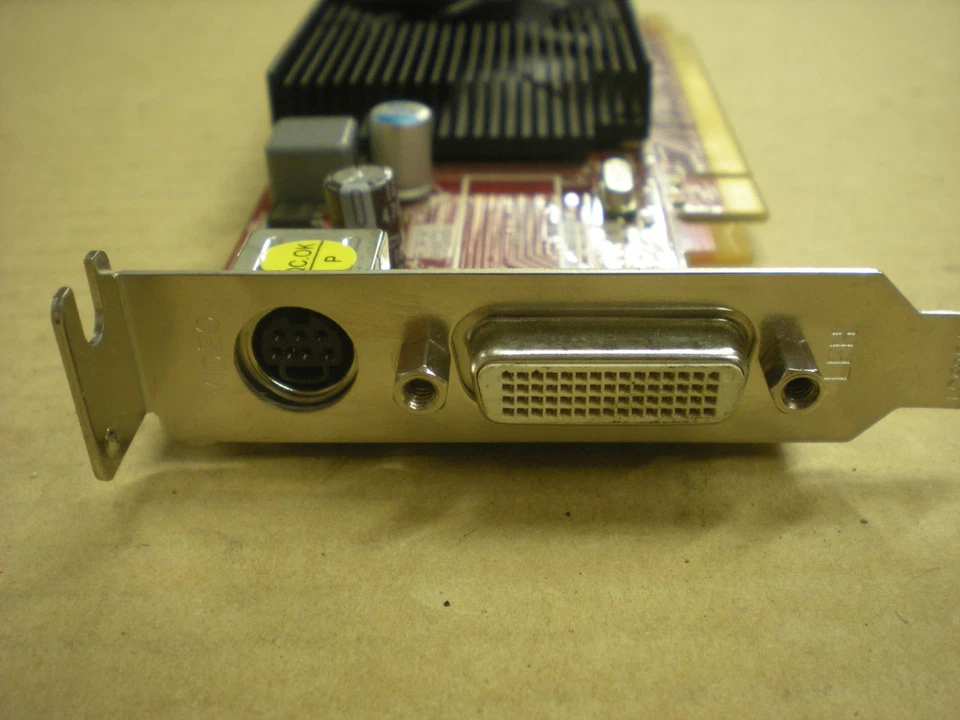 VISIONTEK 4350 512MB DMS PCI-E Video Graphic 4350DMS512 VTK-400491T Card & Cable - Image 3 of 4