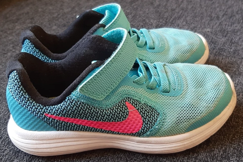 Nike Revolution 3 Turnschuhe Sneaker türkis H&M Espadrilles Leo Gr. 27 - Bild 2 von 4