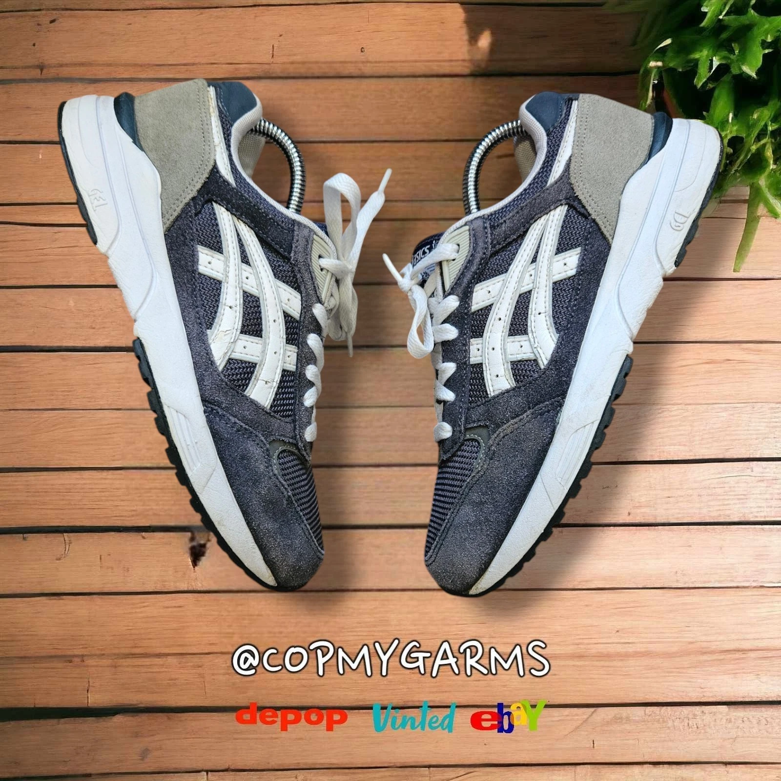 Scarpe da ginnastica donna ASICS GEL Atena RF blu navy e bianche UK 2 5