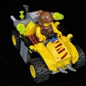 LEGO 5882 Dino: Ambush Attack 100% Complete with Minfigs and Instr - no box