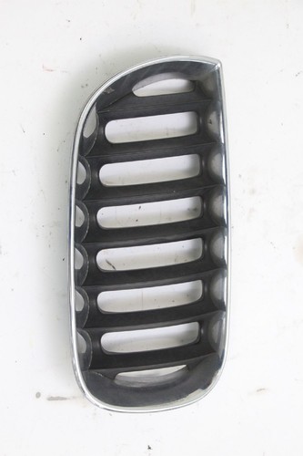 Kühlergrill BMW X3 E83 51133402910 rechts 02-2006