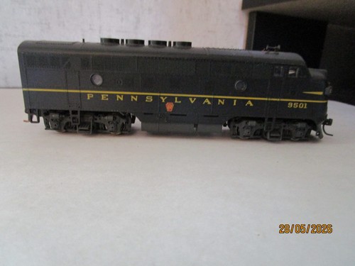 KATO, HO, 9501 PRR F3 Loco | Zustand: Used