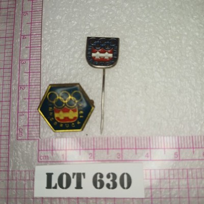 Vintage OLYMPIC Games Olympics INNSBRUCK 1976 76 Switzerland Pin 2/1 Lot 630