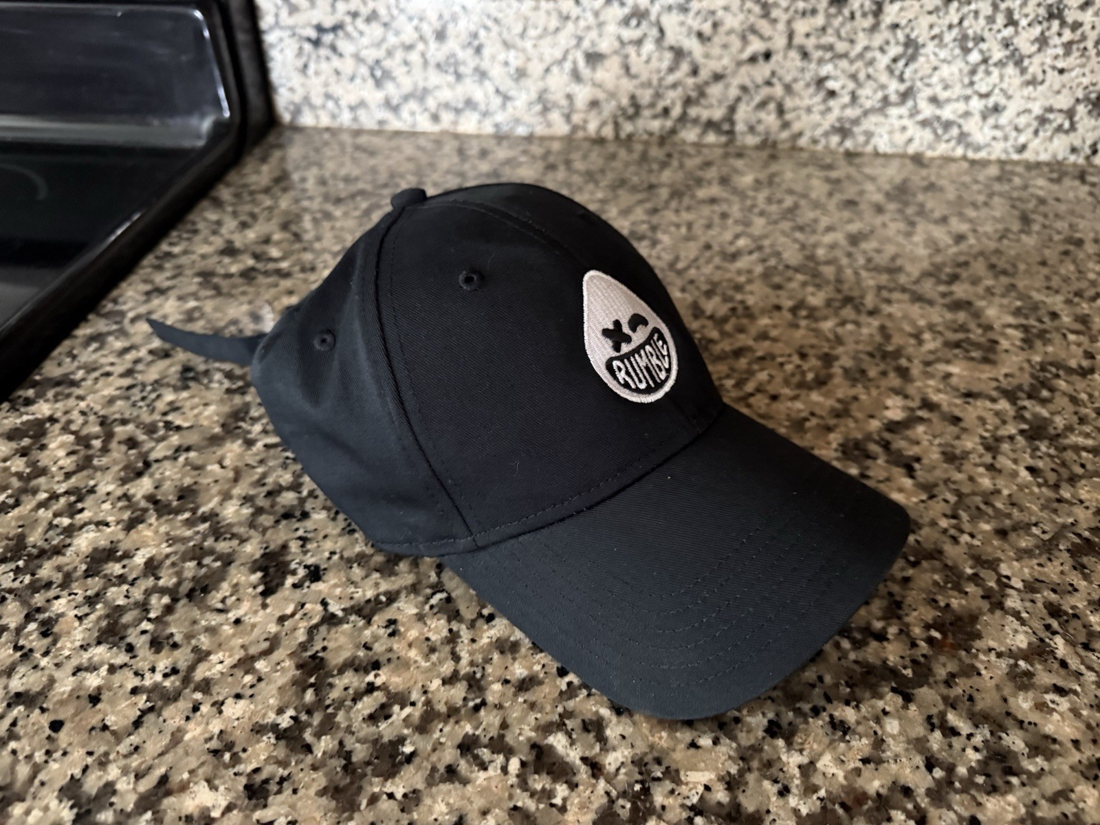 Rumble Boxing Black Adjustable Baseball Tennis Ha… - image 4