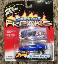 Johnny Lightning Zingers 69 Dodge Charger Rea...