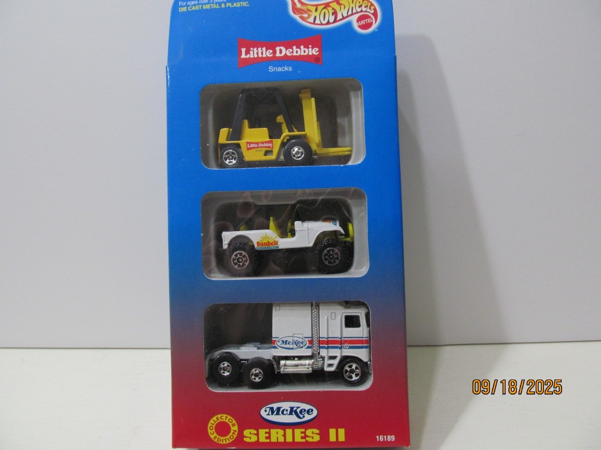 Hot Wheels Little Debbie Snacks 3台パック Hot Wheels Little Debbie 3car Set 16189 Series 2 for sale