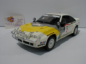 1//18 IXO Opel Manta 400 Rally Rac 1983 Jimmy McRae 18RMC038A