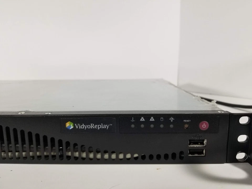 Supermicro - vidyoreplay 512-5 6016T-MR Server + 12 GB RAM - Image 3 of 4