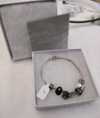 アクセサリー Pandora bracelet 楽天市場】パンドラ ブレスレット PANDORA Moments Snake Chain
