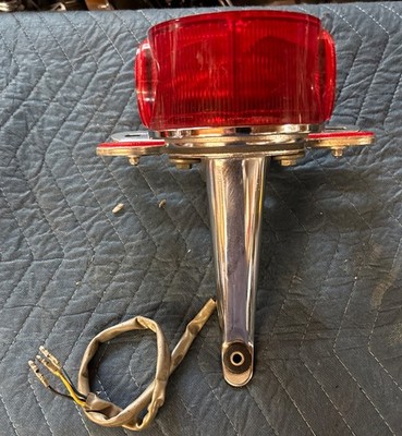 【YAMAHA】 1975 Yamaha Motorcycle Rear Tail Light D Stanley 040-4918 SAE A69