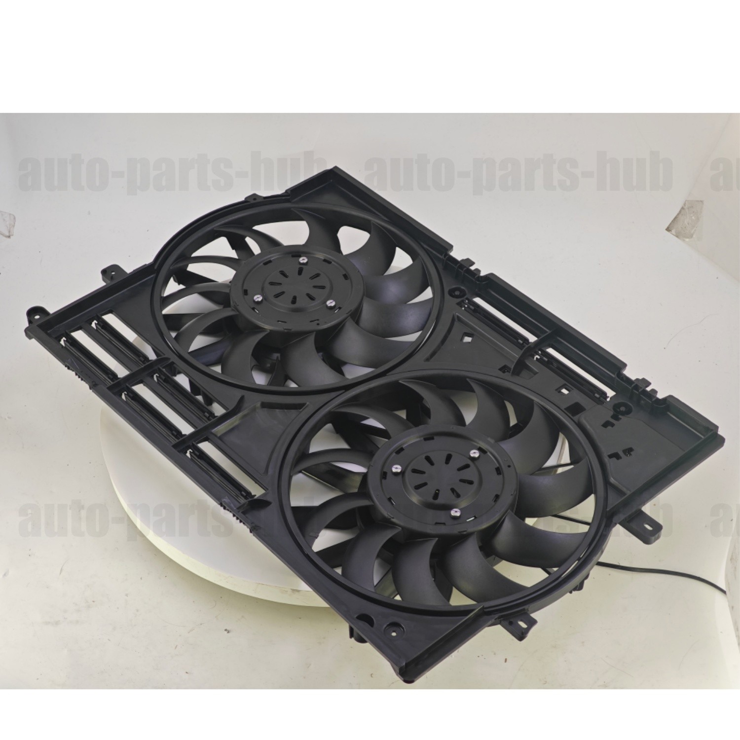 Bentley Continental GT 2012-2020 Radiator fan P/N 3W0121205D