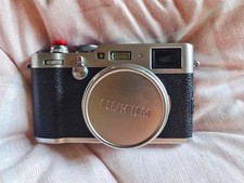 Fujifilm X100F 24.3MP APS-C Digital Camera Built-in Wi-Fi & Bluetooth Viewfinder