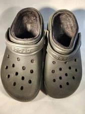 Crocs Shoes Clogs Sandals Black Women 7 Men's 6 Lined Good Condition 