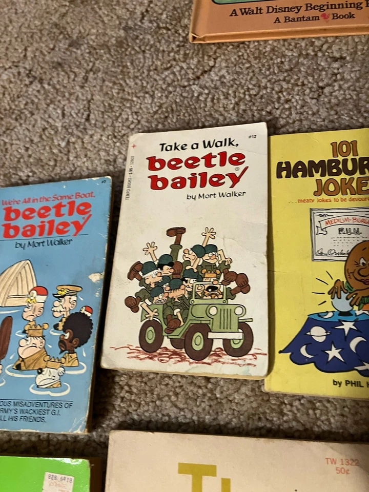 Лот товаров Mad, Beetle Bailey, Pogo, Другие Отличные Книги в мягкой обложке 60-е 70-е Винтаж - Изображение 4 из 4