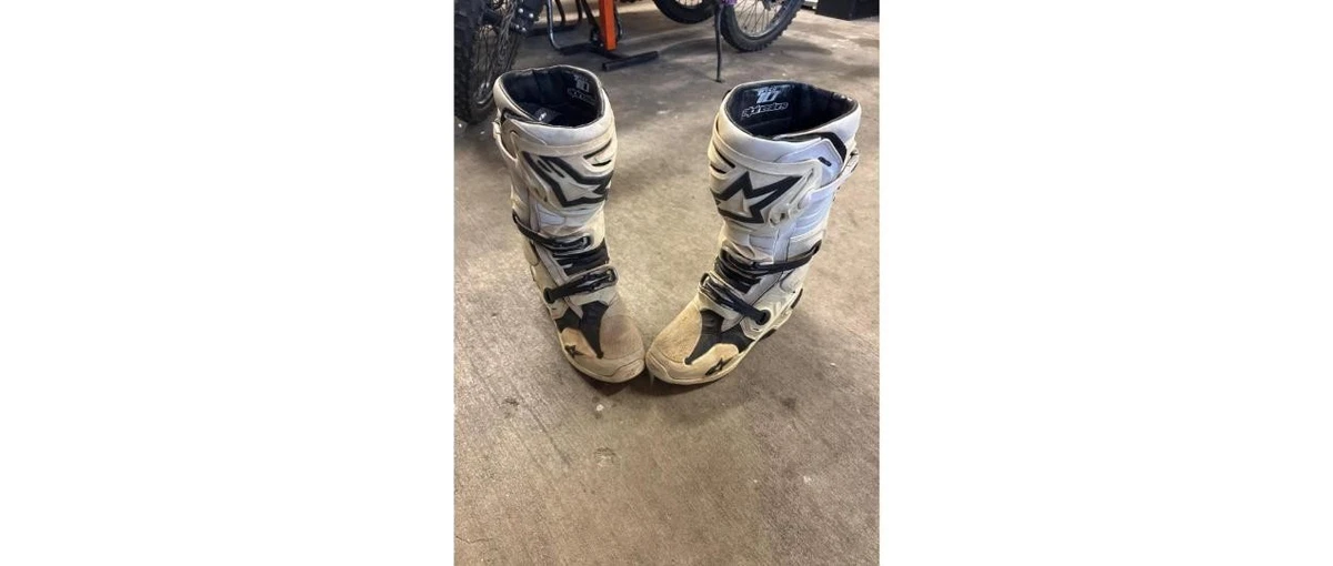 Alpinestars White 8 US Shoe Motorcycle & Powersports Boots for