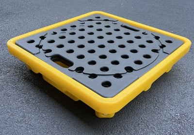 Spill Containment, One Drum Barrel Spill Pallet, Yellow Black, HDPE Sump Drain