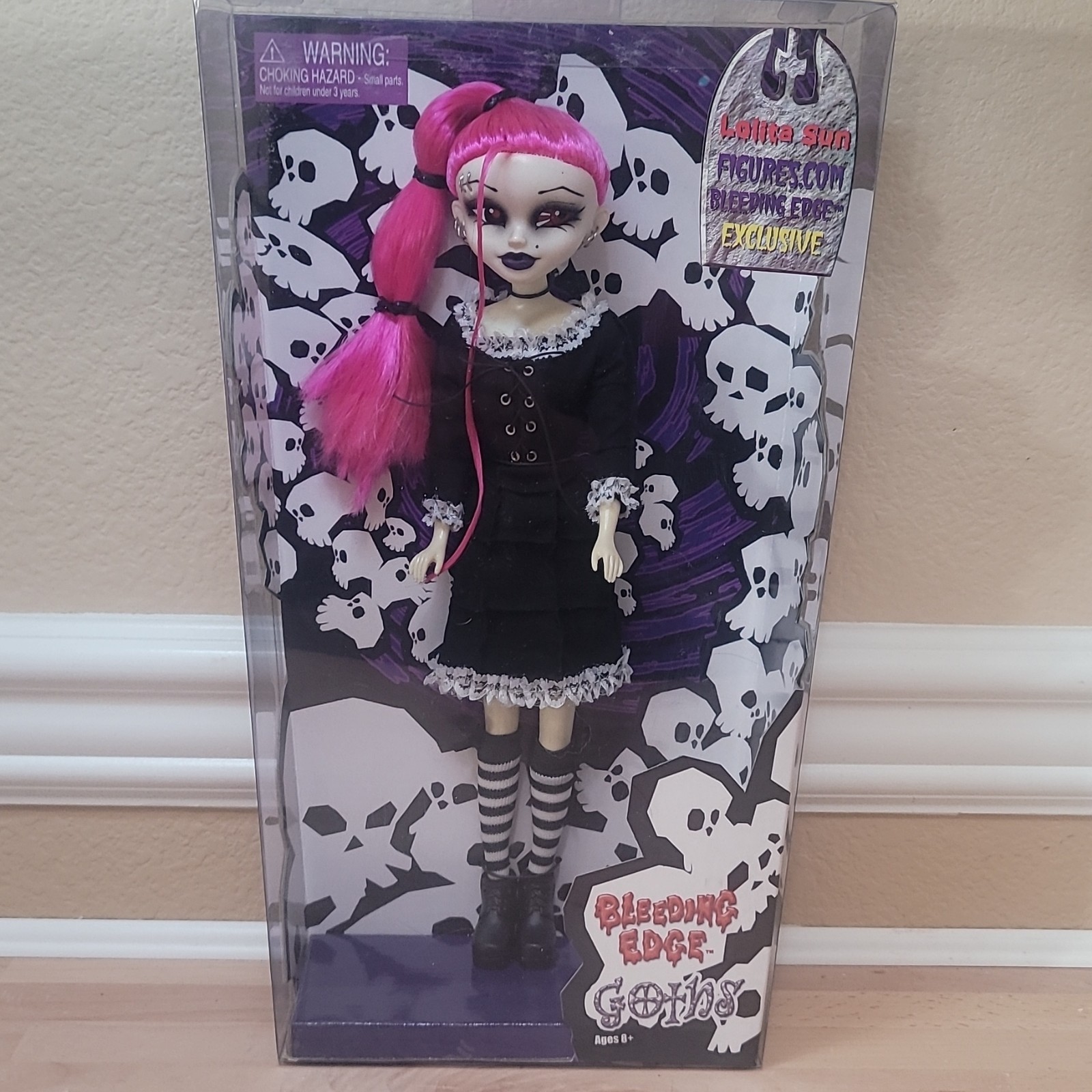 'LOLITA SUN' Bleeding Edge Goth EXCLUSIVE  12"  Doll Pink Hair Black Dress 2006