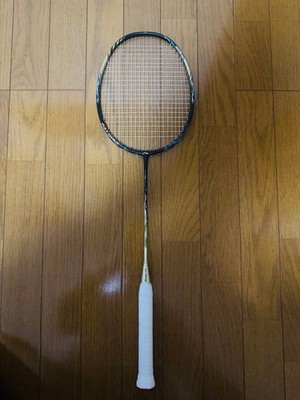 ラケット AXFORCE100 4UG5 s-l400.jpg