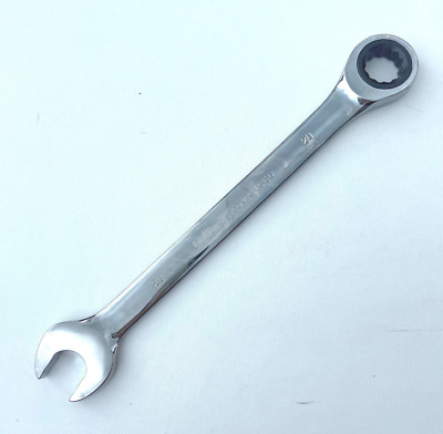 20mm ratcheting ring spanner Halfords Advanced Professional ratchet tool wrench