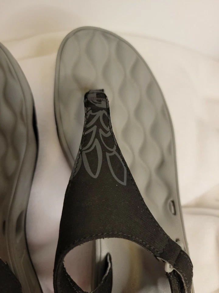 Sandalia Columbia Suntech Vent Correa T Confort Negra Floral Mujer Talla 10 Foto 3 de 4