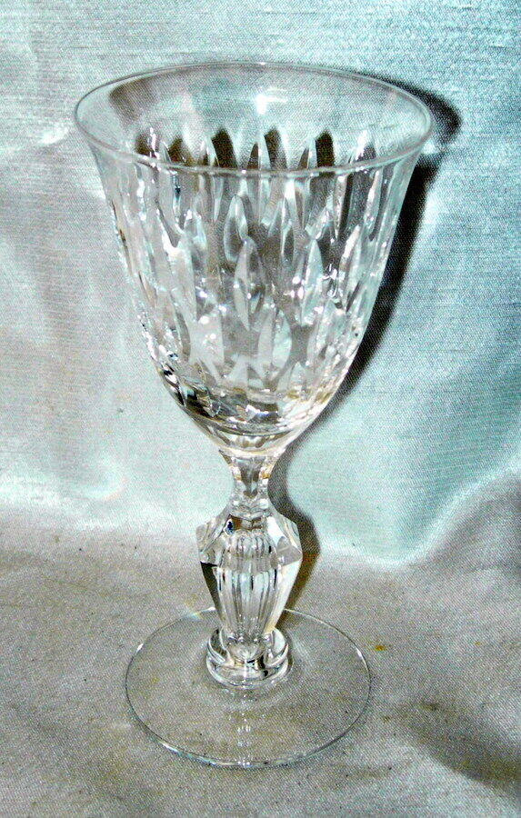 Vintage Tiffin-Franciscan Jamestown Wine Glass Teardrop Stem 5 7/8" Clear Cut