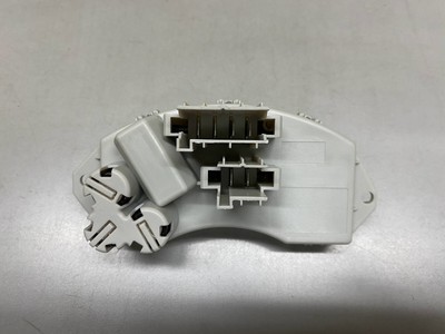 Mahle Blower Motor Regulator - #5HL351321704 / ABR71000S - Fits  