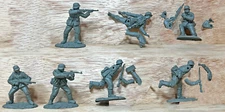 Conte Collectibles - WWII German Inf set #2 - 7 in 7 poses MISSING 4 ARMS