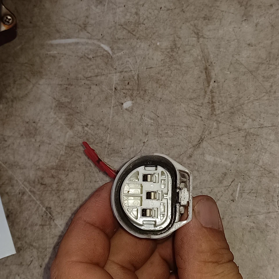 (2) 89-94 Geo Metro Compuesto Faro Bombilla Cable Conector Coletas Foto 3 de 4