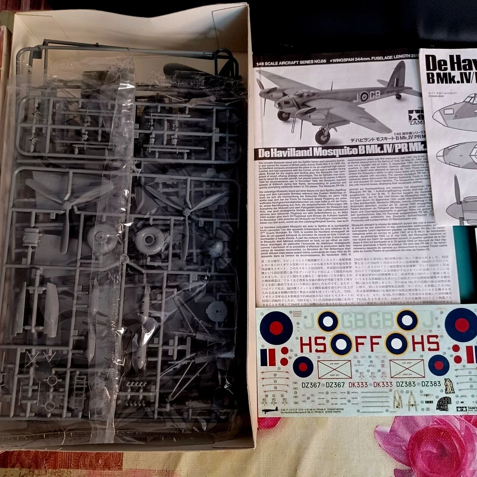 TAMIYA - DE HAVILLAND MOSQUITO B Mk.IV/PR Mk.IV scala1:72 -kit n. 61066 - Immagine 2 di 3