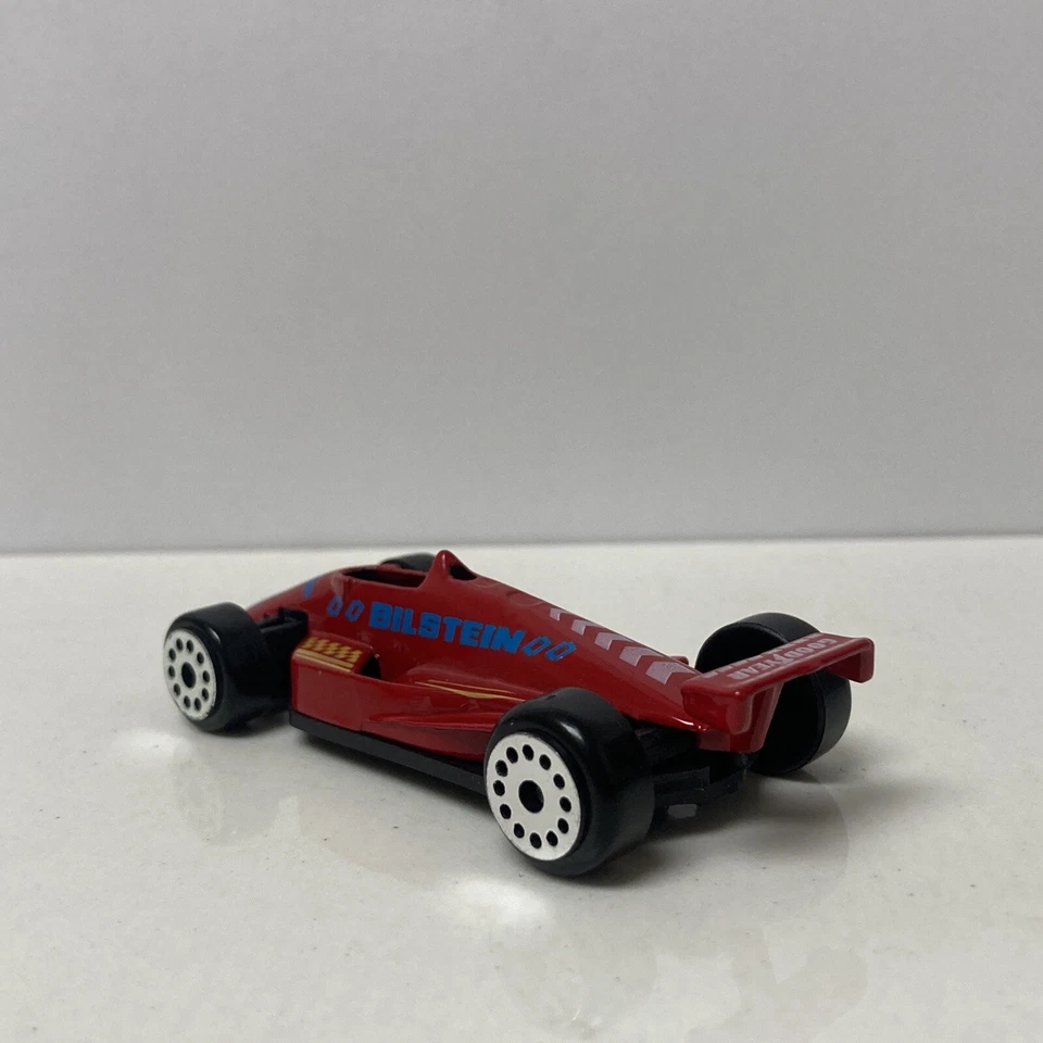 罕见 1/64 比例红色 Zee 雪佛兰 Indy Racer 赛车 D111 全新散装 — 第 3/4 张图片