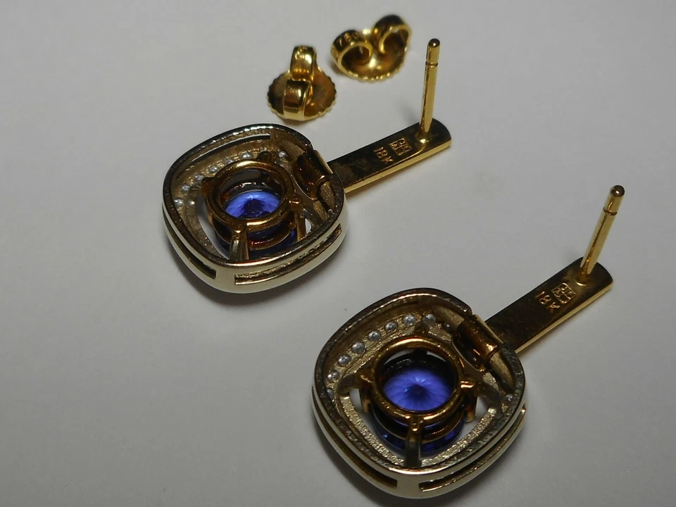 Pendientes colgantes Jean-Francois Albert de diamantes brillantes redondos de 18 quilates de tanzanita Foto 4 de 4